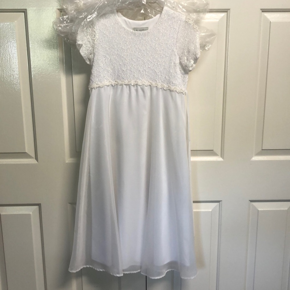 White communion type dress
